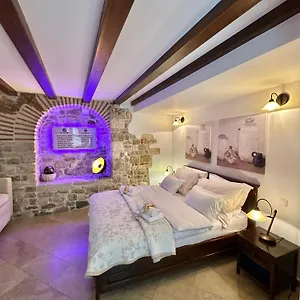 Apartment Diocletian Wine Studio Apartment